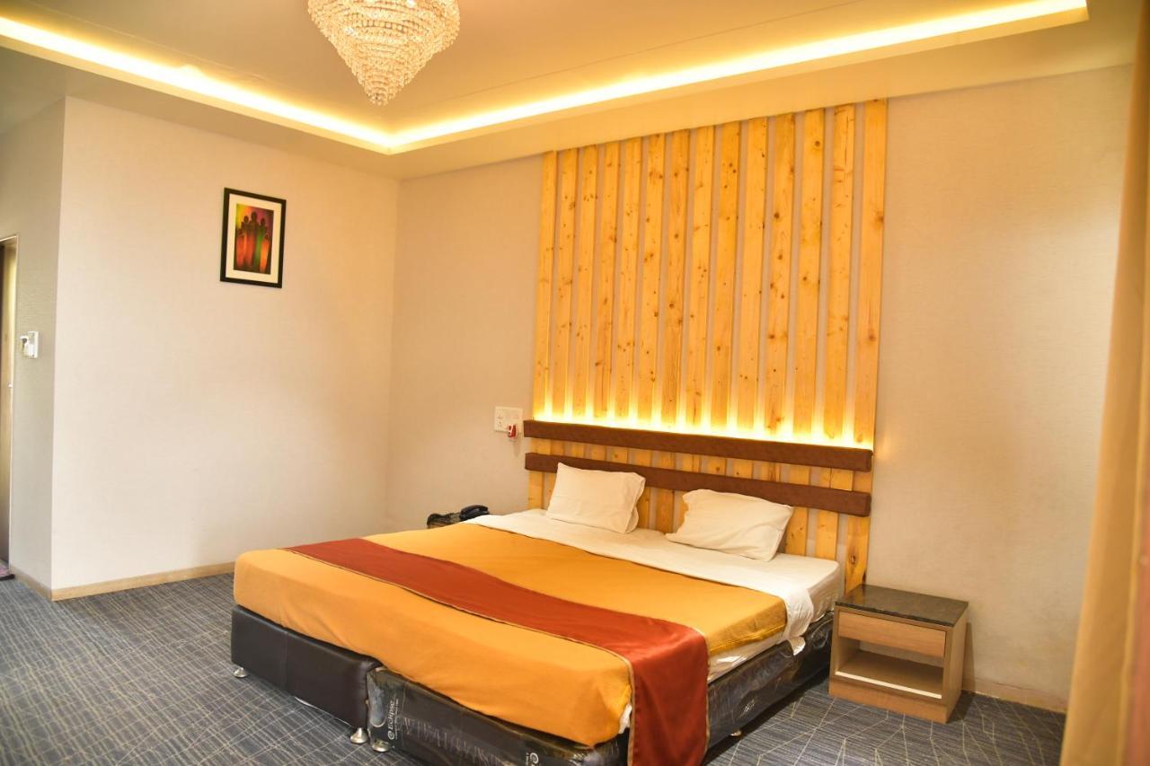 Wildernest Hilltop Resort Mangvadi Exterior foto